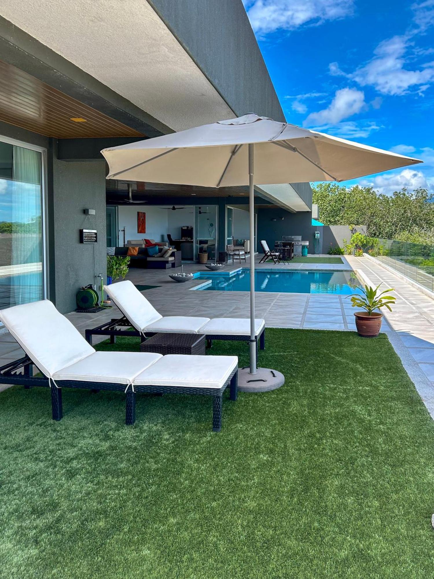Aroha Seaview Villa - Private Pool - Pantai Cenang  Luaran gambar